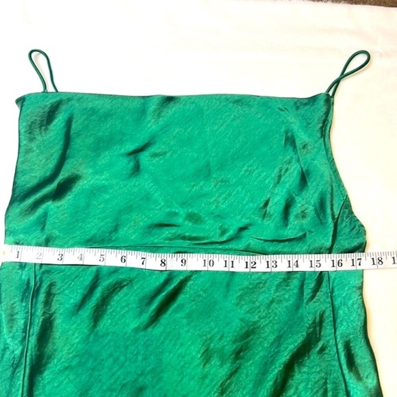 Walk the Line Emerald Green Slip Dress- LIONESS- Size  L NWOT - Picture 5 of 15